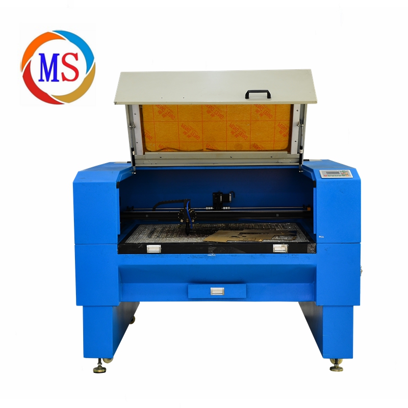 co2激光打標機的玻璃管與金屬管有什么區(qū)別？